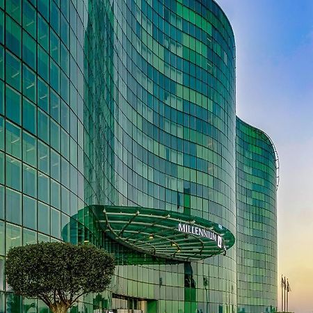 Millennium Al Rawdah Hotel Abu Dhabi Esterno foto Millennium Plaza