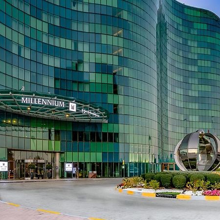 Millennium Al Rawdah Hotel Abu Dhabi Esterno foto Millennium Business Center