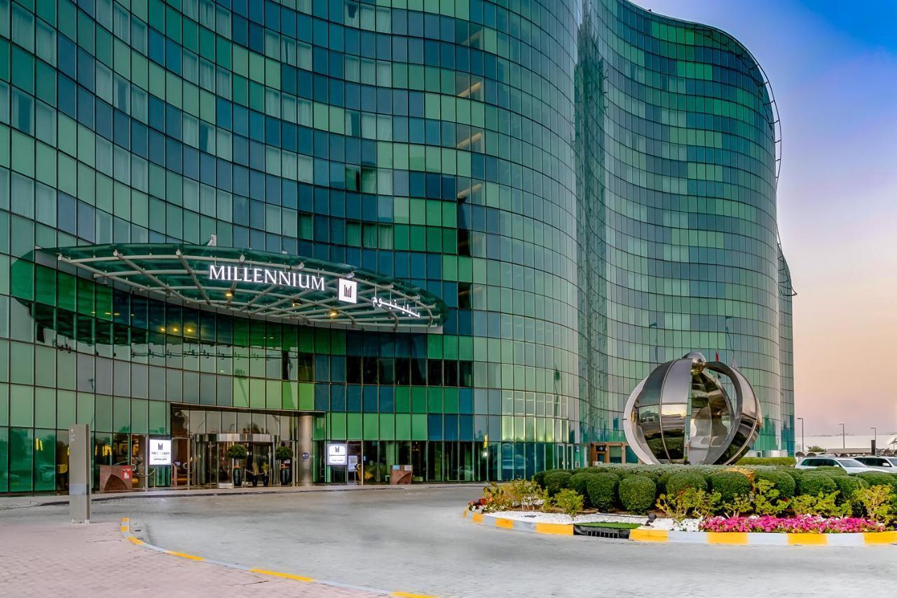 Millennium Al Rawdah Hotel Abu Dhabi Esterno foto Millennium Business Center