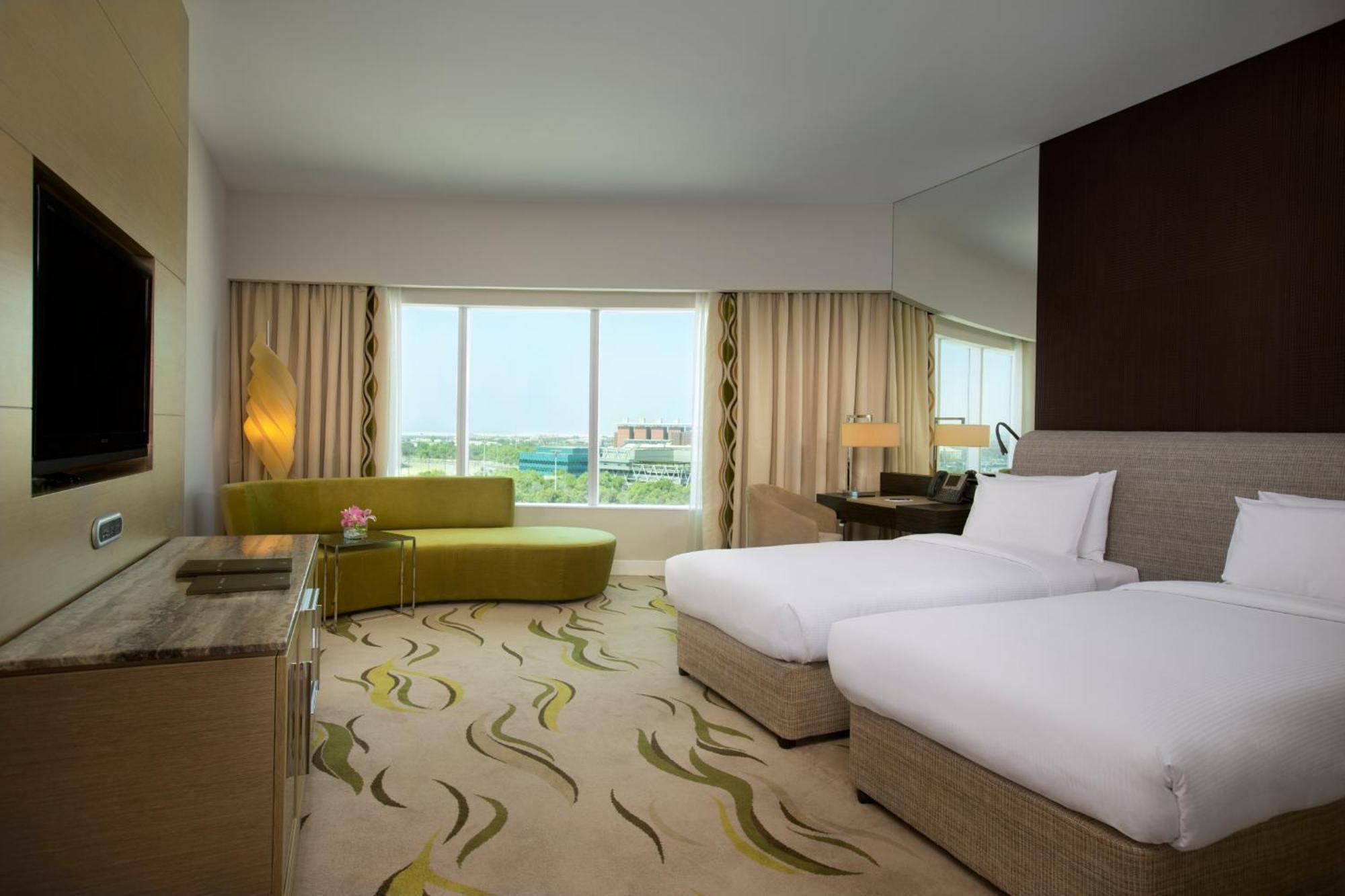 Millennium Al Rawdah Hotel Abu Dhabi Esterno foto
